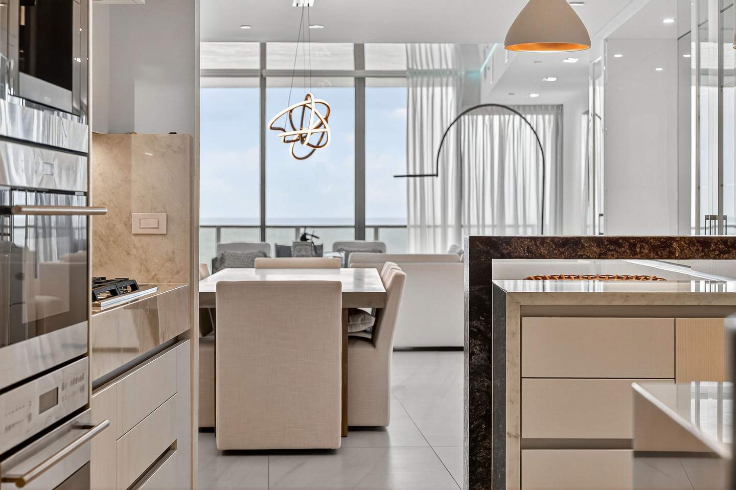Dining room with horizon sightline