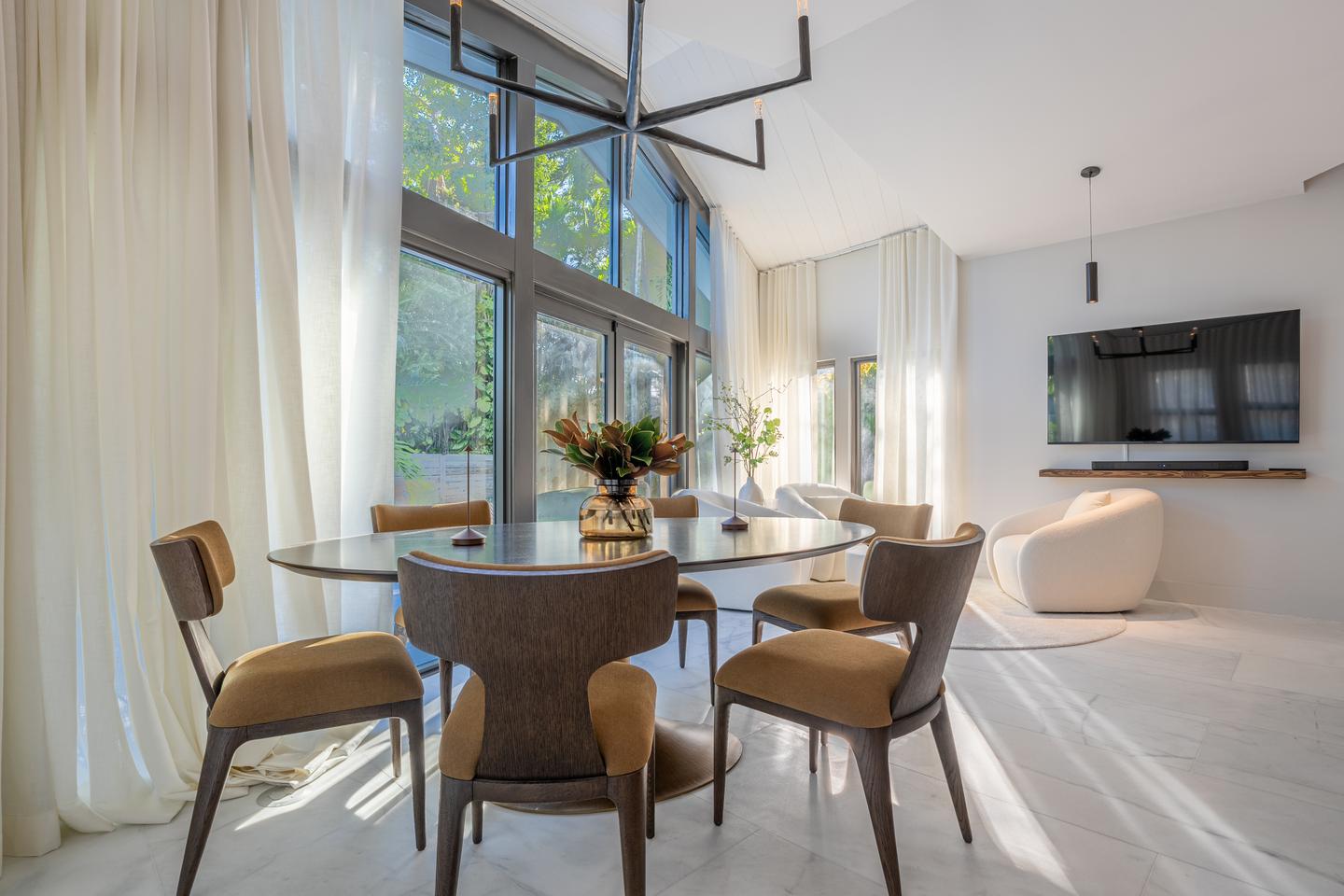 Dining room with floor-to-ceiling windows