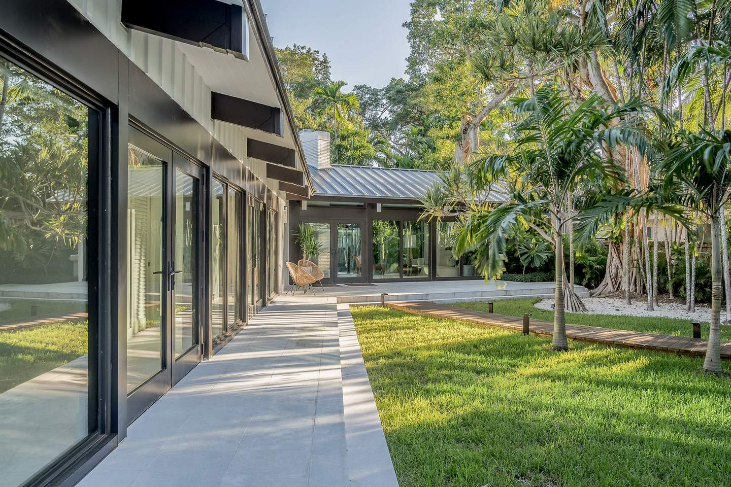 Side path — 6380 SW 69