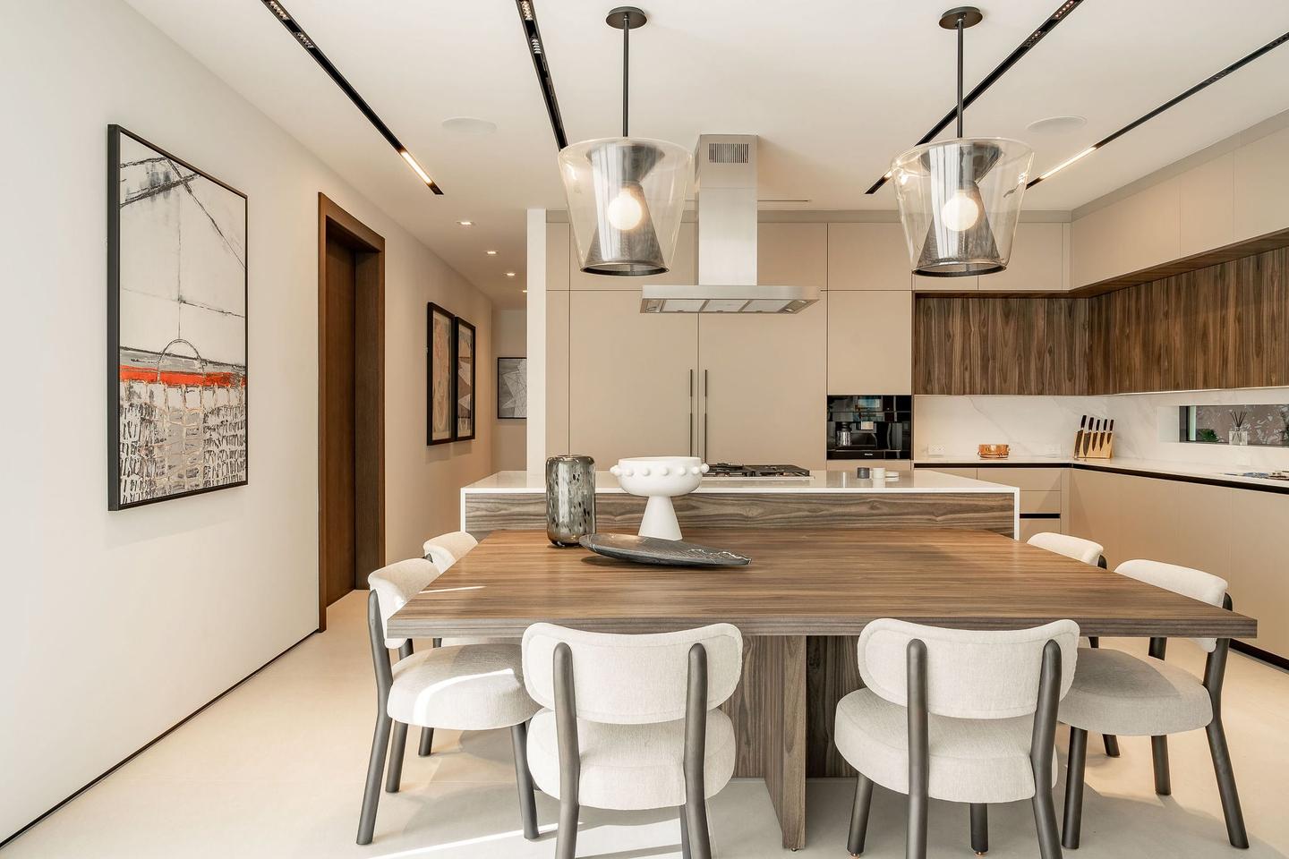 Multi-Strobe Interior Lighting