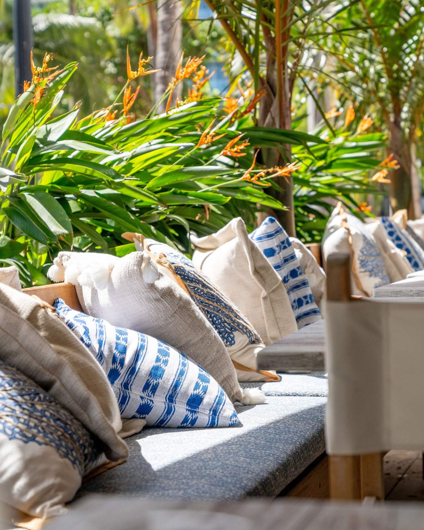 Tropical lounge seating