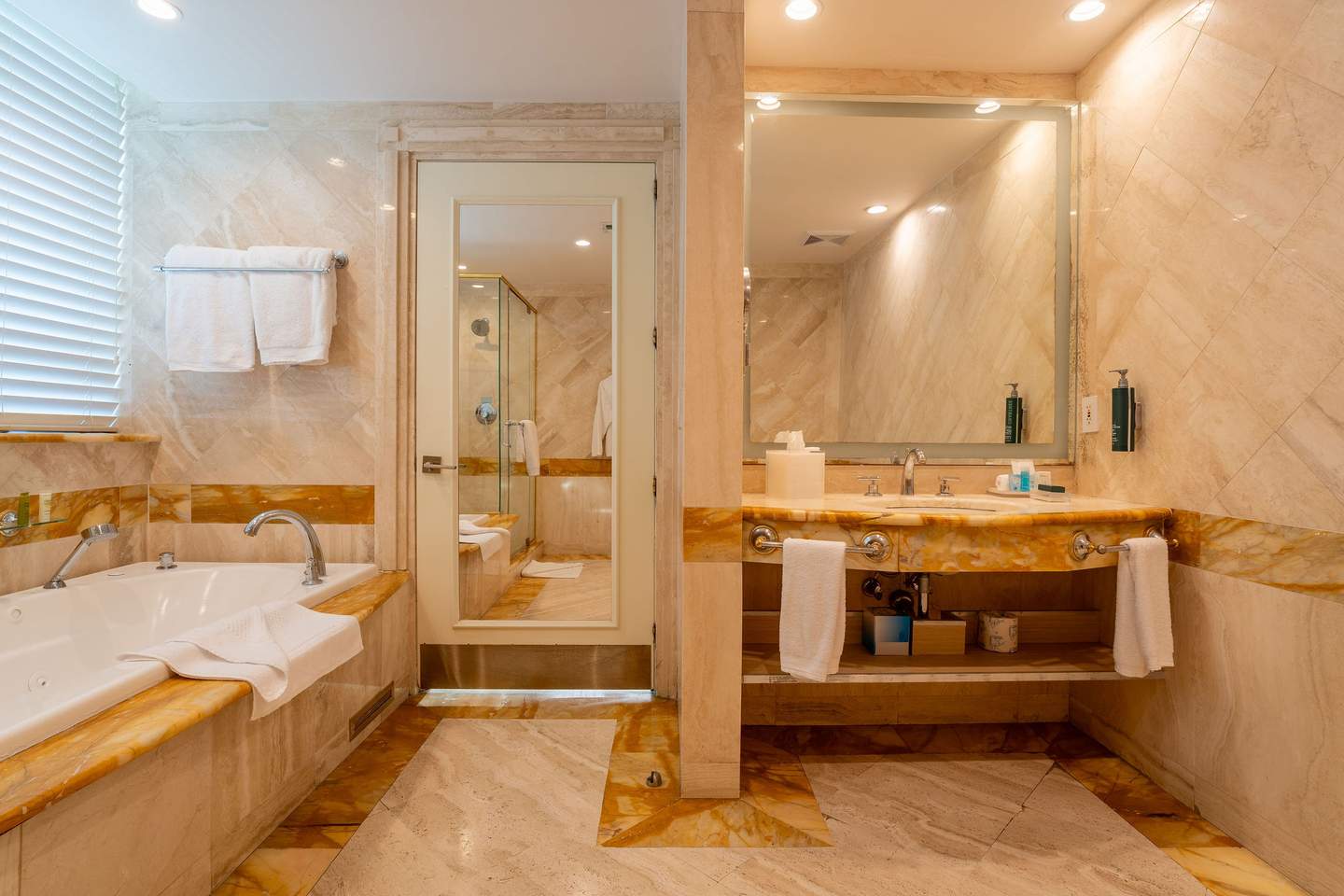 Miami Hospitality Photographer portfolio